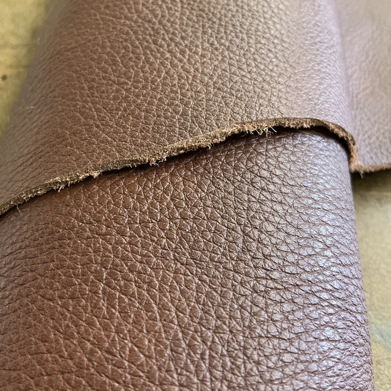 Auburn Brown | Full Grain Leather Cowhide | 14 Square Feet | 3.5 Ounce / 1.4 mm