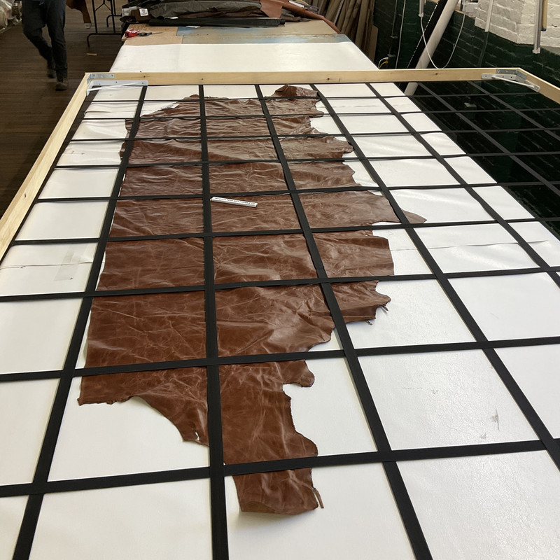 Vintage Worn Look in Harness Brown | Full Grain Leather | 18 Square Feet | 3.5 Ounce / 1.3 mm