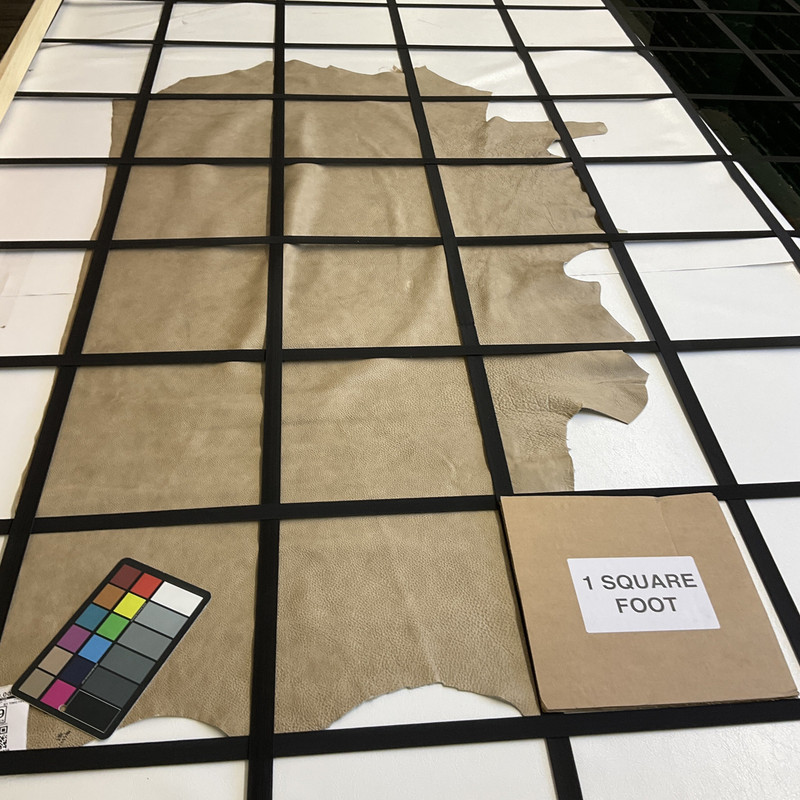 Brooklyn in Sand Brown | Pebbled Leather Cowhide | 14 Square Feet | 4 Ounce / 1.5 mm