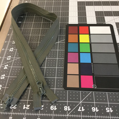 26" Molded Plastic Zipper - 2 pulls | Foliage Green  | YKK Brand | Military | Bags