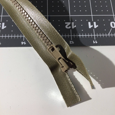 30.5" Separating Zipper | Tan | Molded Plastic | Jackets