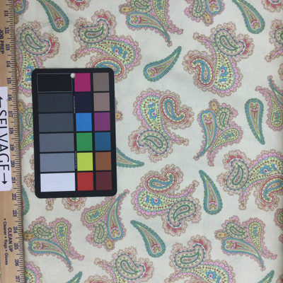 Paisley in Soft Yellow / Pink / Green | Quilting Fabric | 100% Cotton | 44 wide | By the Yard