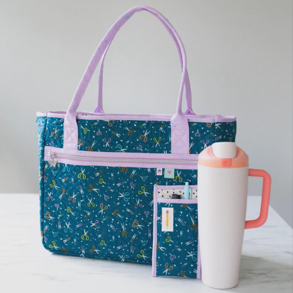 Class: Stitch and Stash Tote with Sue | Thursday March 12 | 10:30am-3:00pm