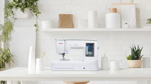 Janome Skyline 8 Embroidery Sewing + Quilting Combo Machine