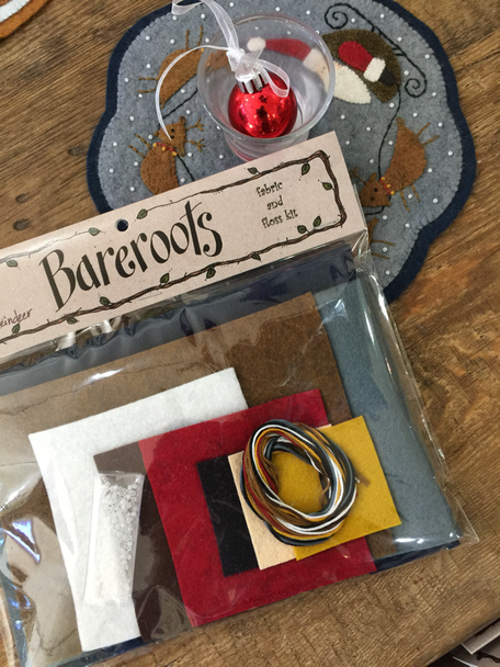 Bareroots Santa and Reindeer Wool Felt Mat Kit