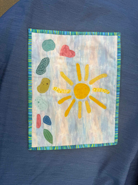 Class: Seaglass Applique Mini Table Runner with Sue | Friday April 17 | 5:30pm-8:00pm