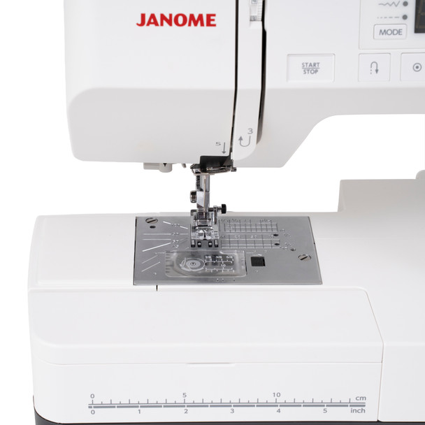 Janome SewSwitch 30 Combination Overlock + Sewing Machine