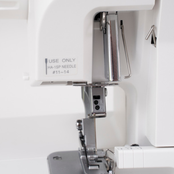 Janome SewSwitch 30 Combination Overlock + Sewing Machine