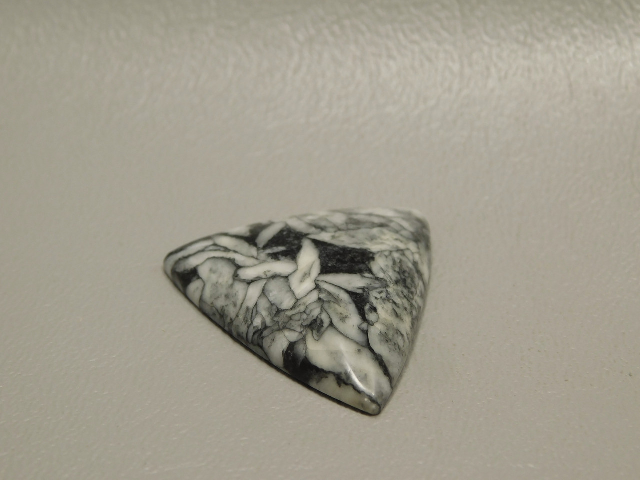 Pinolith Cabochon #23