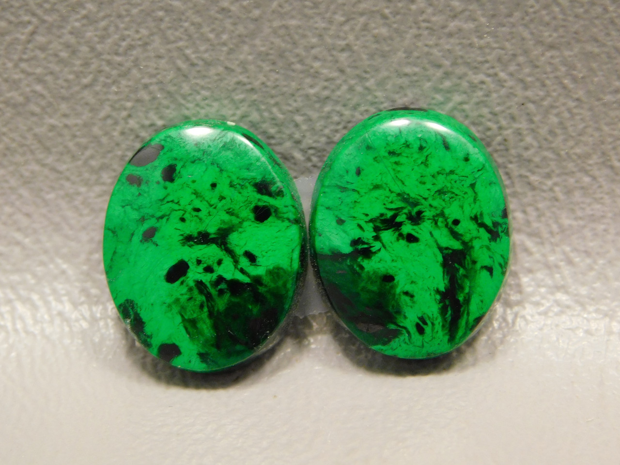 Maw Sit Sit Matched Pairs Cabochons Ovals Green Jade #20