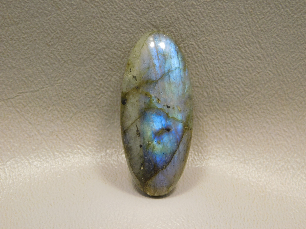 Spectrolite Cabochon #13