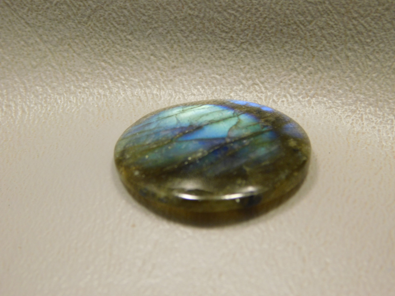 Spectrolite Cabochon #22