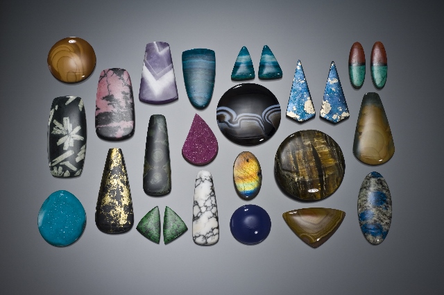 cabochon stones