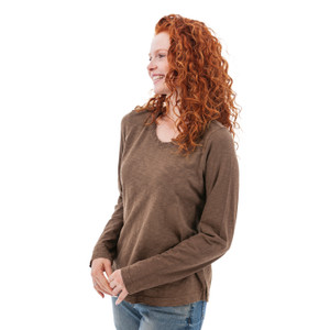 Layla Organic V-Neck Top studio alt1