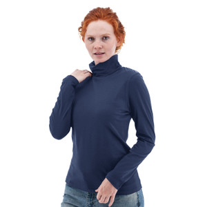 Mariela Organic Turtleneck studio alt 1