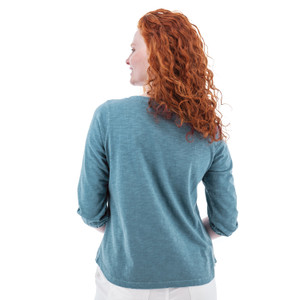 Este Organic Cotton V-Neck Henley studio back