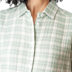 Jacey Spread Collar Top Jadeite Green detail
