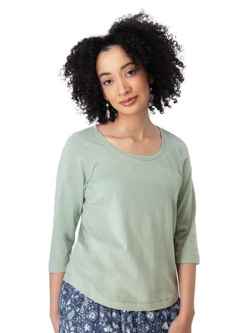 Magnolia Solid 3/4 Sleeve Top Jadeite Green