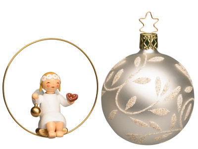 Wendt and Kuhn - Santas and Christmas Items - BlackForestGifts.com