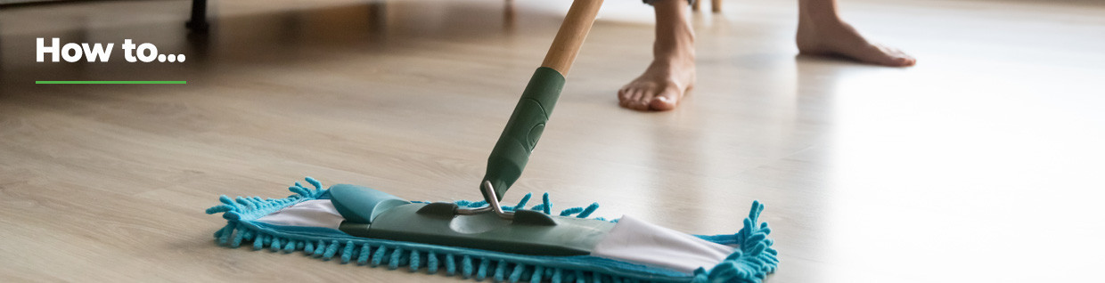Cleaning laminate flooring