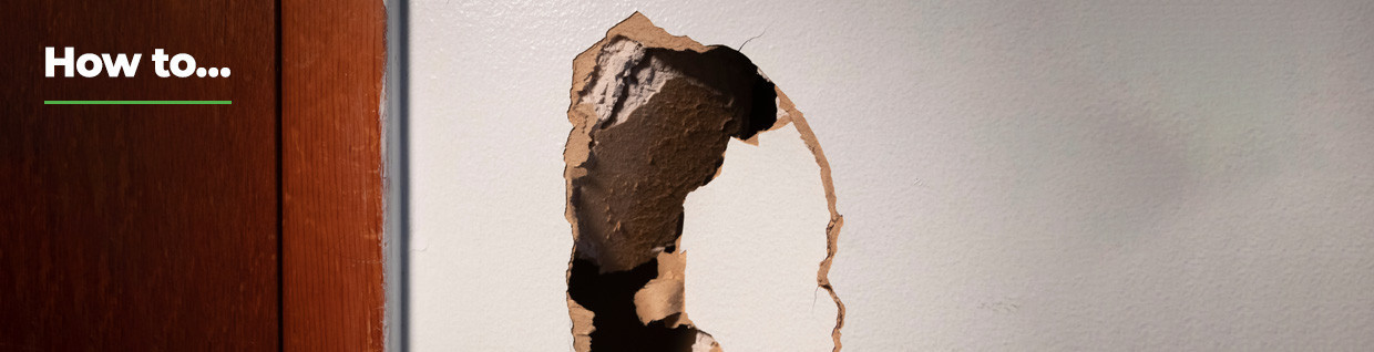 How to fix a hole in plasterboard How to fix a hole in plasterboard