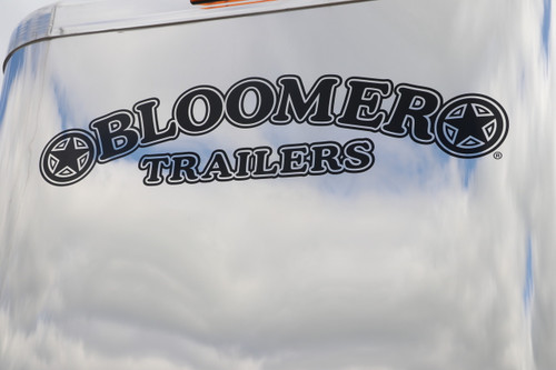 NOSE LOGO "BLOOMER TRAILERS"