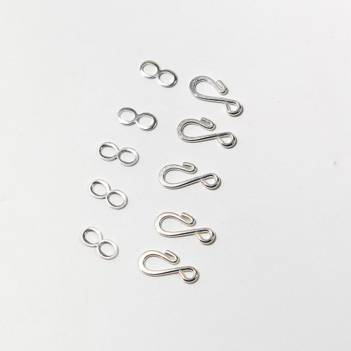 Simple hook clasp Silver plate 5 Count bag