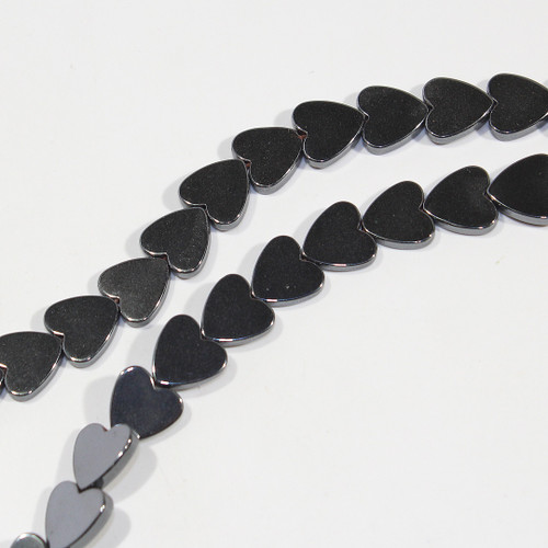 Hematite Flat heart 8mm