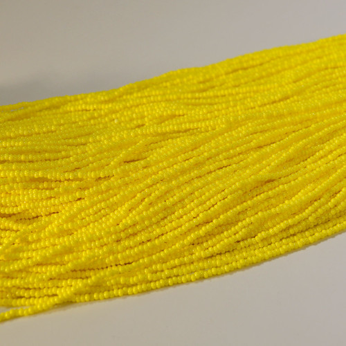 11/0 Terra Intensive Yellow Czech Seed Beads | 1 Hank