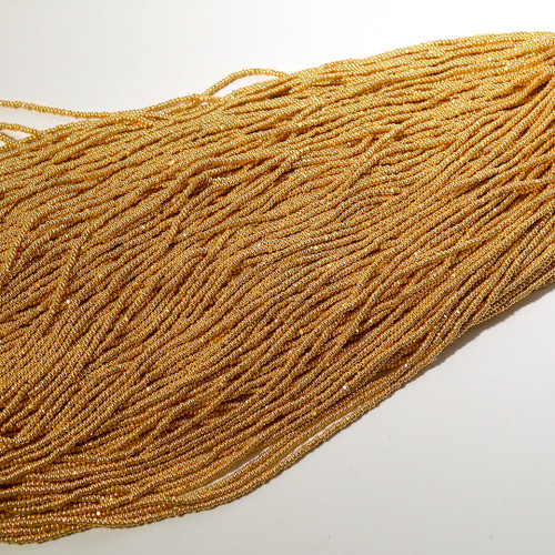 11/0 Light Gold Metallic Charlotte Cut Czech Seed Bead
