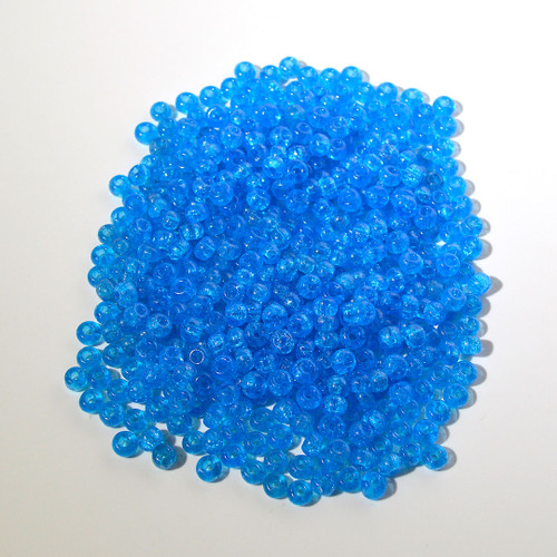 1/0 Crackled Transparent Medium Aqua Czech Seed Beads | Half- Kilo