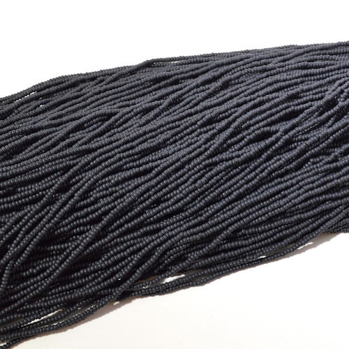10/0 Matte  Black Opaque Czech Seed Bead | Hank