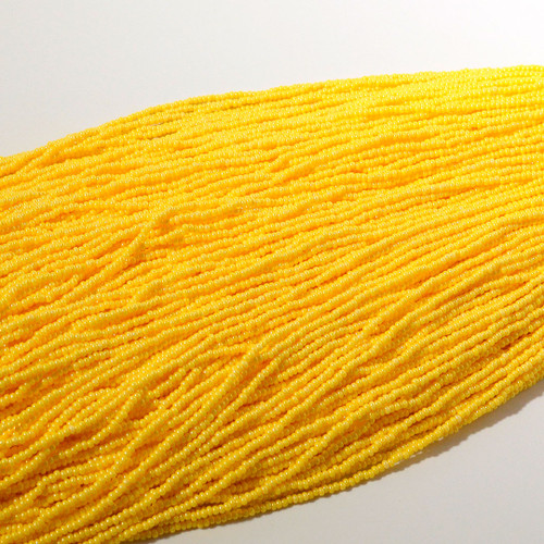 11/0 Bright Yellow Chalk Sphinx Terra Dyed | Hank