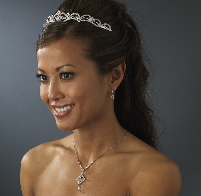 Vintage Inspired Antique Silver Bridal Tiara display picture 2