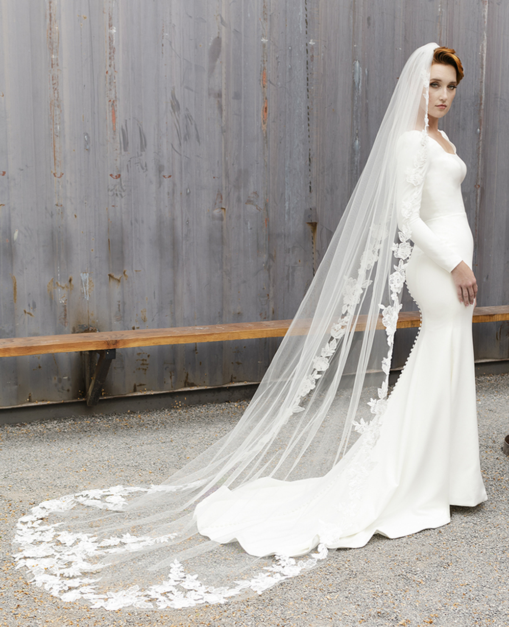 En Vogue Bridal Style V2190C - Cathedral Cut - 108 Inches