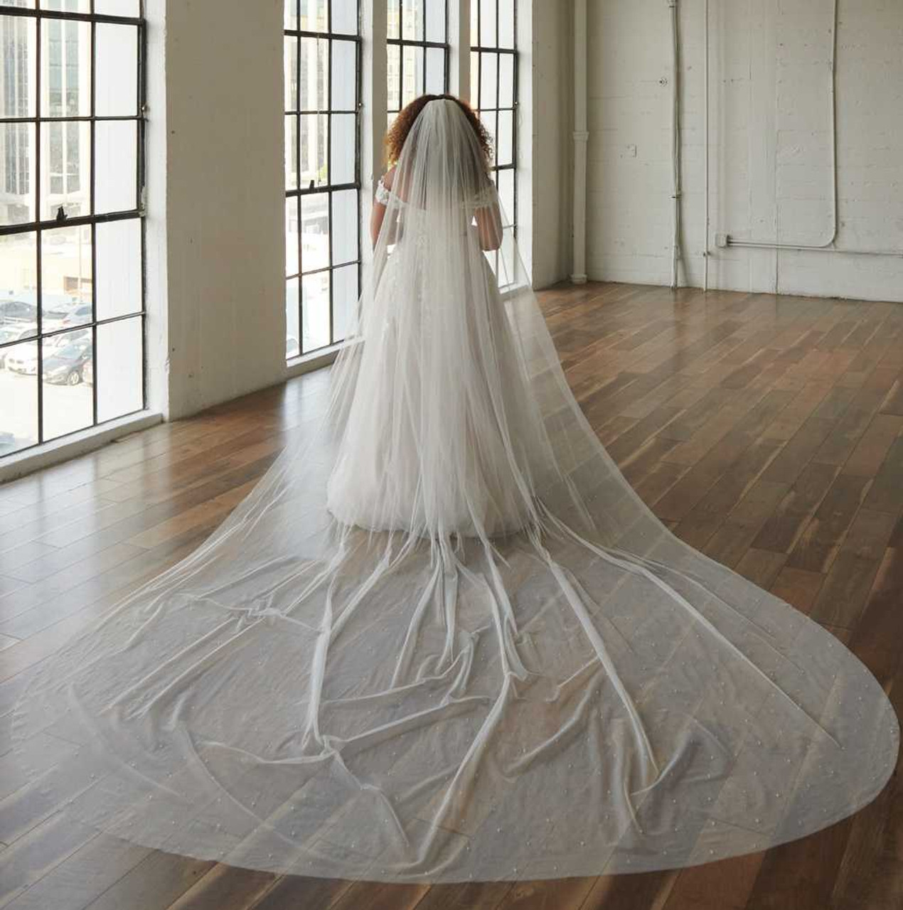 Bridal Tulle Long Cathedral Veils With Pearl