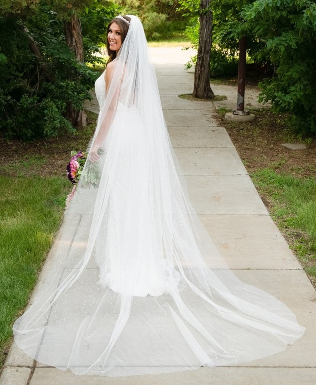 Gathered Tulle Fingertip Veil with Allover Glitter