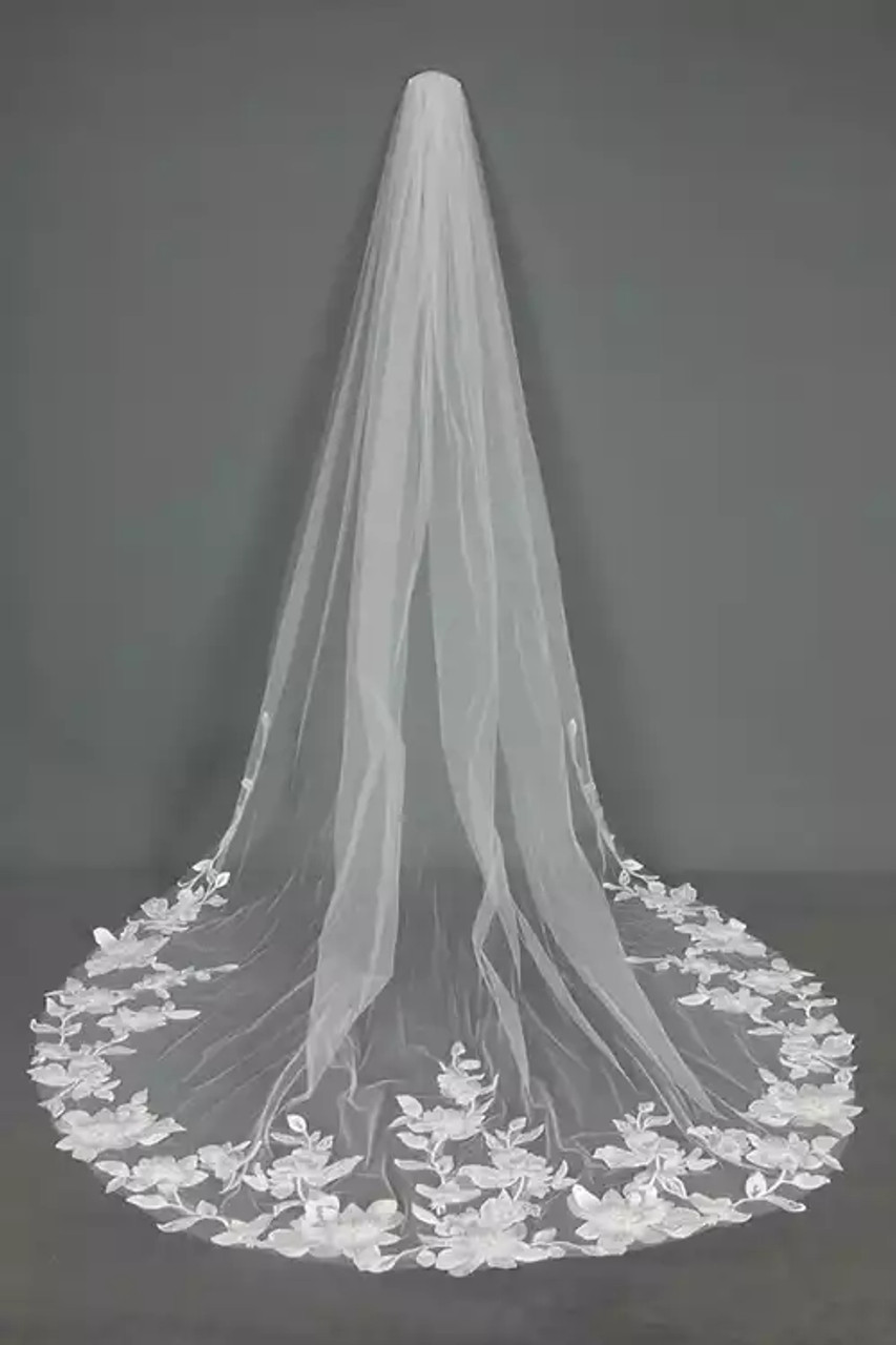 Royal Cathedral Crystal Beaded Wedding Veil V3105R