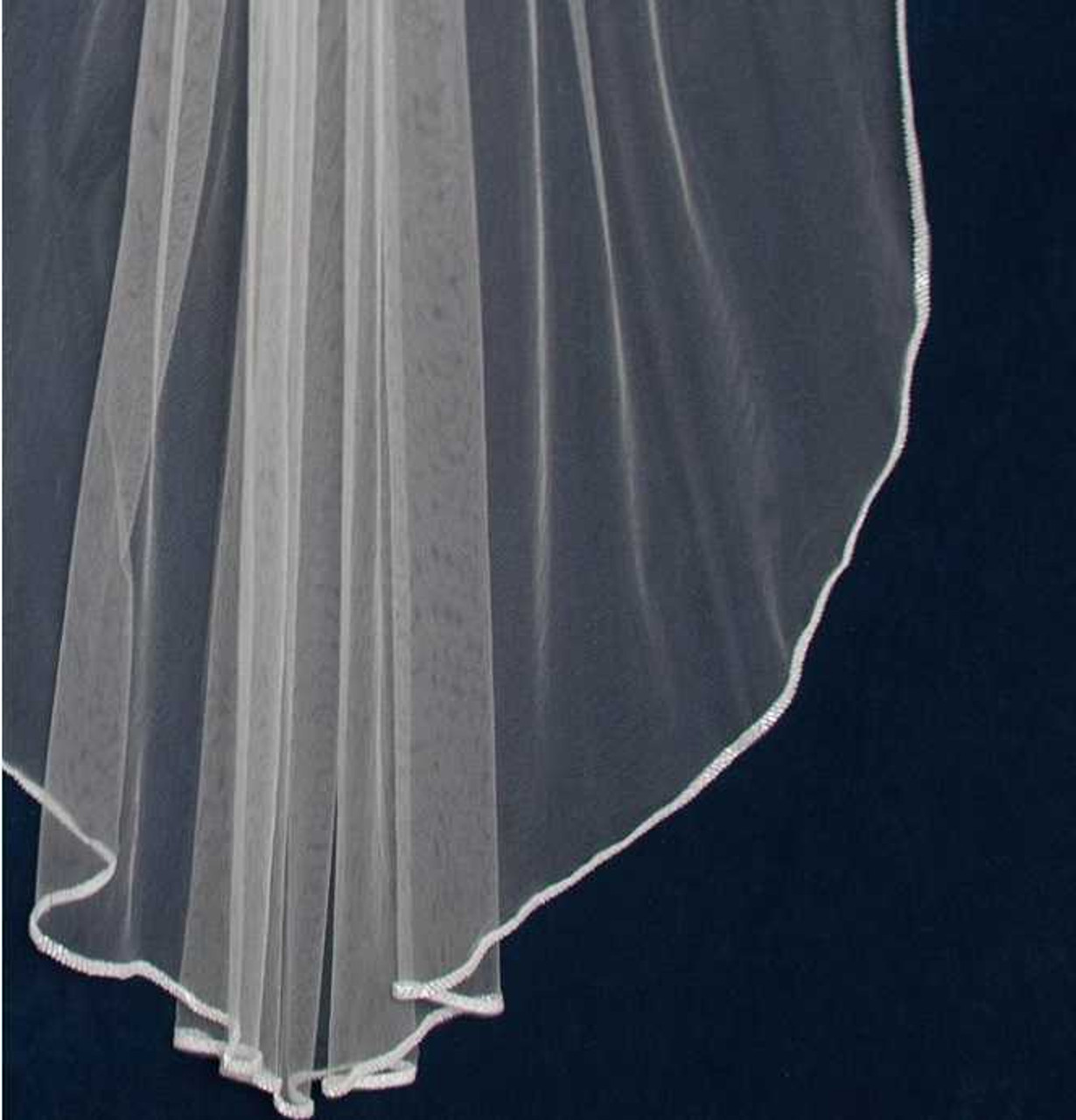 Frosted Bugle Bead Edge Soft Tulle Knee Length Wedding Veil