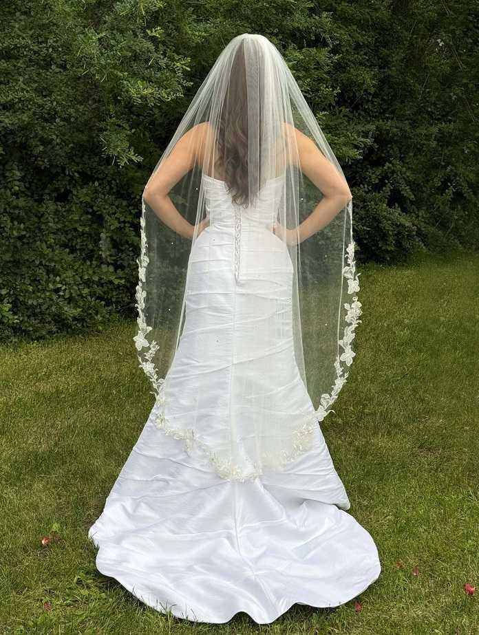 Waltz Length Wedding Veil with Lace and Pearl Scatter