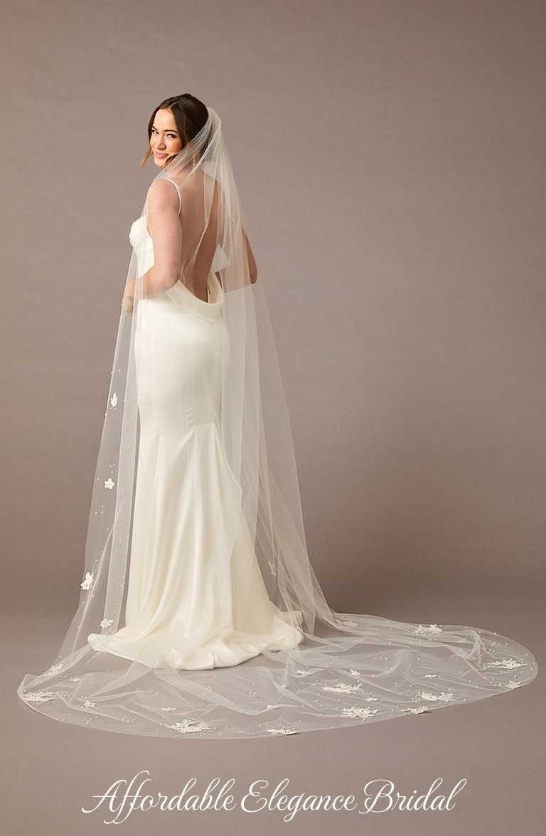 NWT cathedral veil rhinestones embellished bottom Royal Cathedral Wedding Veil with Rhinestone Edge V2581WRC main image 4