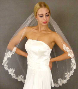 Ivory Lace Applique Fingertip Wedding Veil Envogue V2398SF