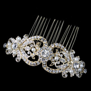 Light Gold Plated Freshwater Pearl and Rhinestone Wedding Comb Light Gold Plated Freshwater Pearl and Rhinestone Wedding Comb