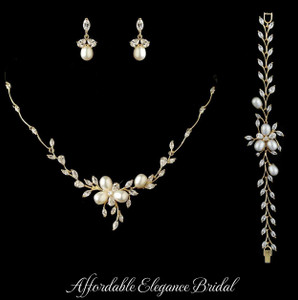 Gold Freshwater Pearl and CZ Wedding Jewelry Set with Bracelet Gold Freshwater Pearl and CZ Wedding Jewelry Set with Bracelet