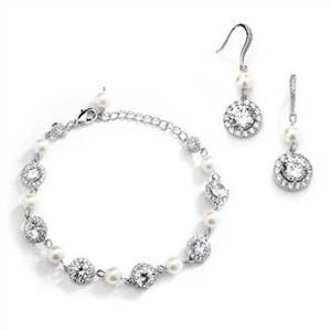 Bracelet and earring sales set for bridesmaids