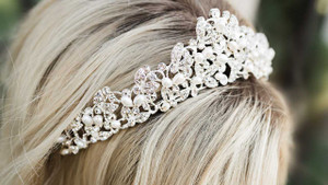 Freshwater Pearl and Rhinestone Wedding Tiara Envogue T1801 Freshwater Pearl and Rhinestone Wedding Tiara Envogue T1801