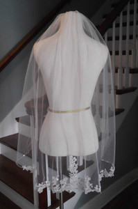 Beaded French Lace Edge Fingertip Wedding Veil Beaded French Lace Edge Fingertip Wedding Veil