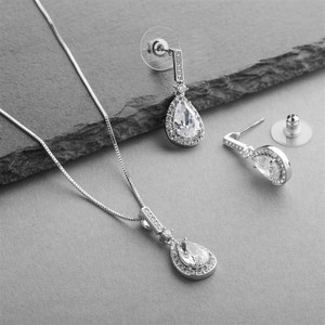 Silver Plated Teardrop CZ Bridal and Formal Jewelry Set Silver Plated Teardrop CZ Bridal and Formal Jewelry Set