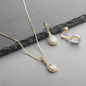 14K Gold Plated Pear Shape CZ Bridal and Formal Jewelry Set 14K Gold Plated Pear Shape CZ Bridal and Formal Jewelry Set