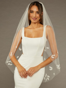 Fingertip Wedding Veil with Leaf Embroidery enVogue V2193SF Fingertip Wedding Veil with Leaf Embroidery enVogue V2193SF